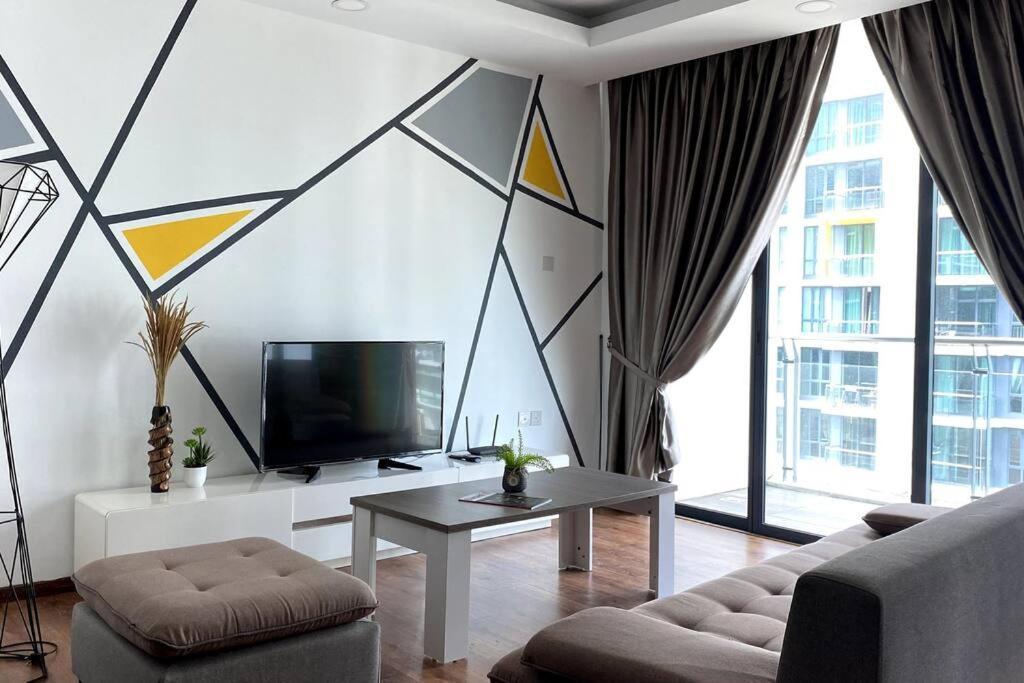 #2.1 Jazz Suites Large Bed Vivacity Kuching 3Rooms Bagian luar foto